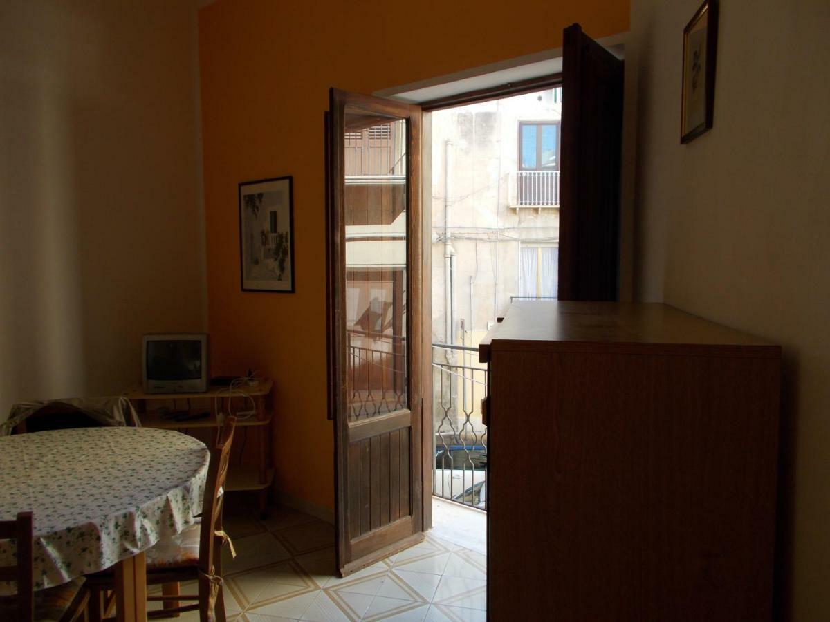 Zia Silvana Apartment Trapani Ngoại thất bức ảnh